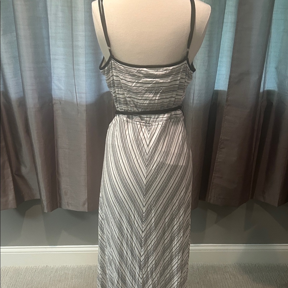 Red Haute Designer Black and White Chevron Maxi Dress sz Large - Picture 3 of 7